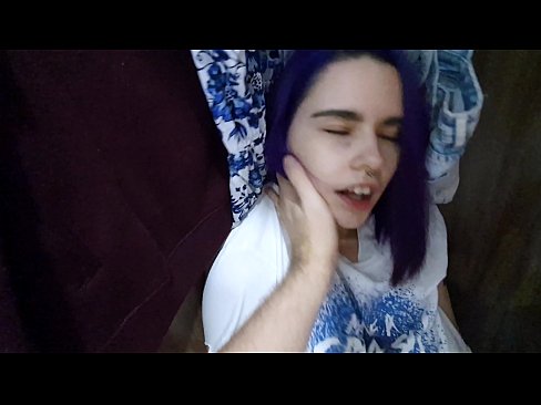 ❤️ Fant min søster i skapet og hjalp henne med å komme Supersex på porno no.sexogolic-info.ru ﹏